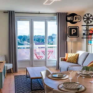 Appartement T2 De Standing Climatise Avec Parking Prive, Tram T2 T5, Hopitaux Est, Bron